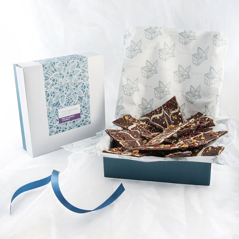 Chocolate Artesanal - Bark con pistache y arándano